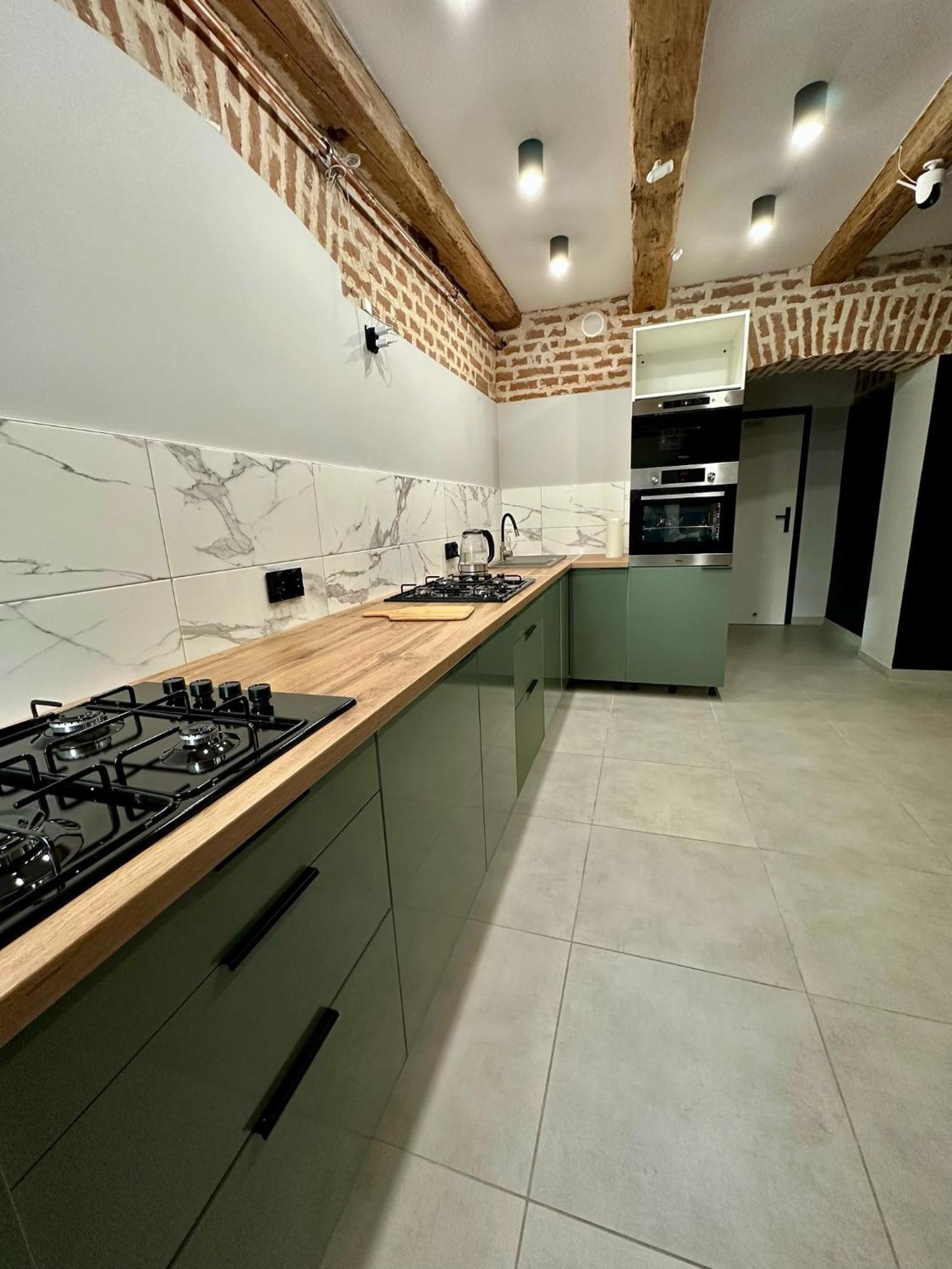 Marianowka Apartment Legnica Ngoại thất bức ảnh