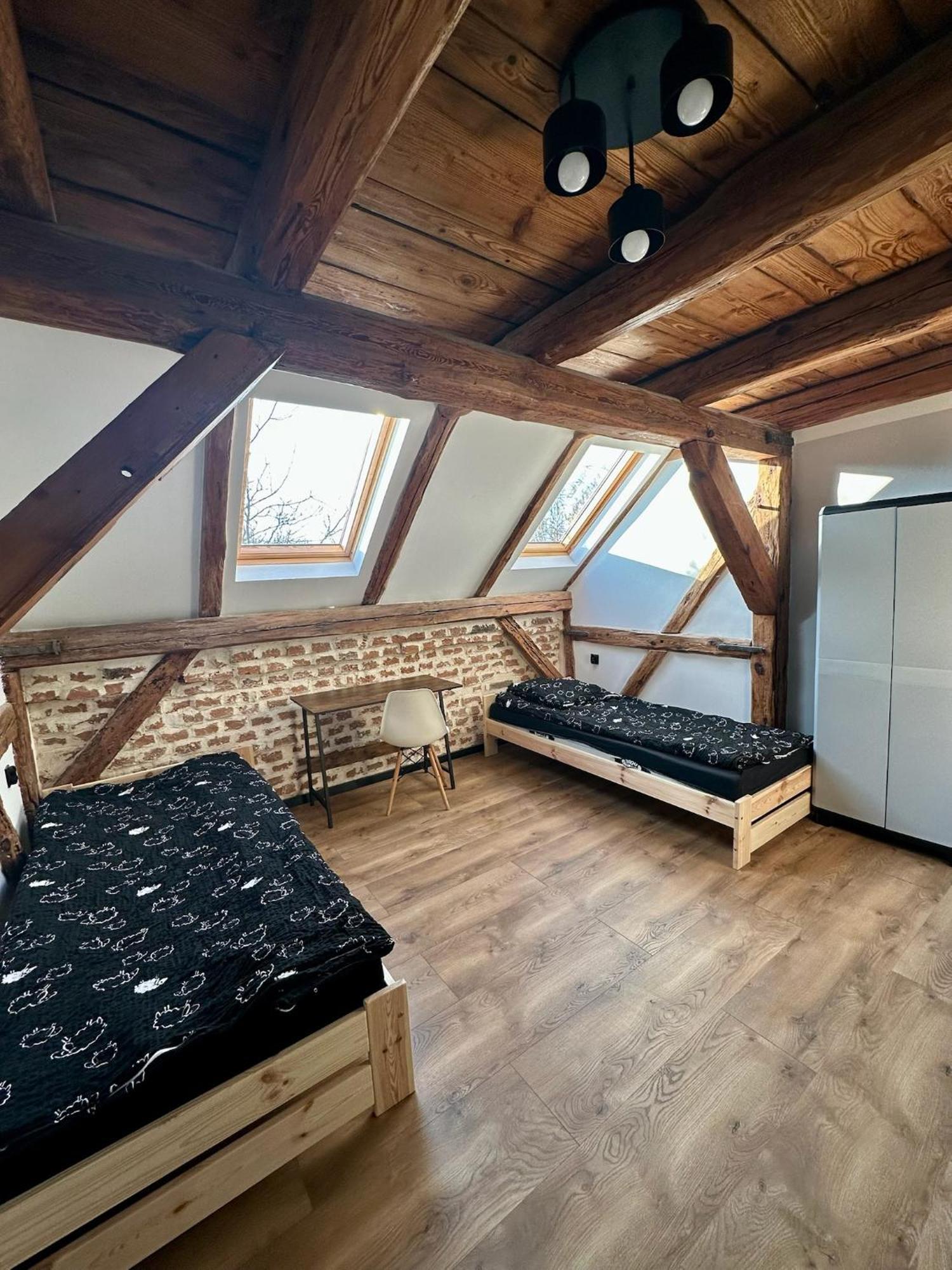 Marianowka Apartment Legnica Ngoại thất bức ảnh