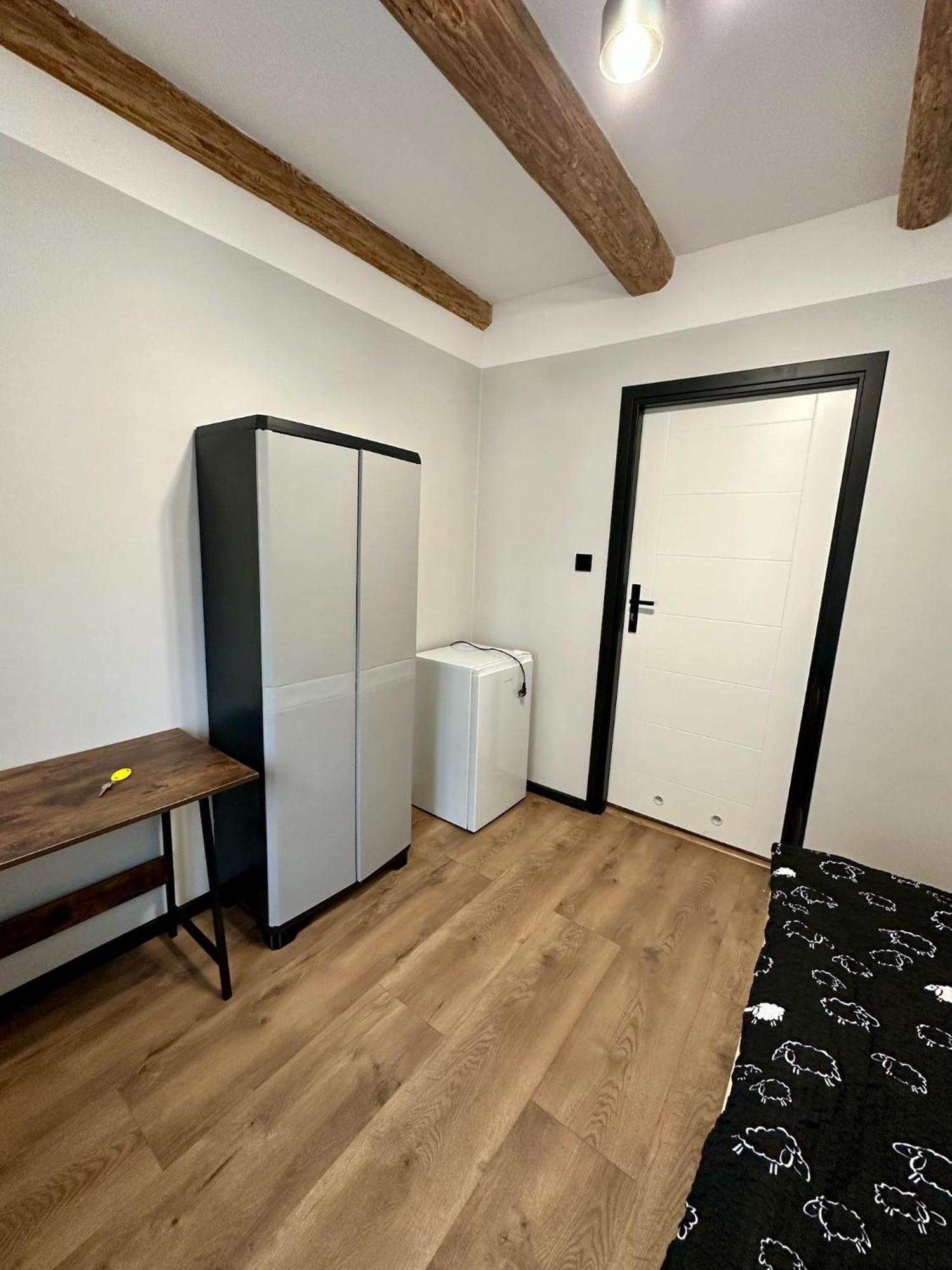 Marianowka Apartment Legnica Ngoại thất bức ảnh