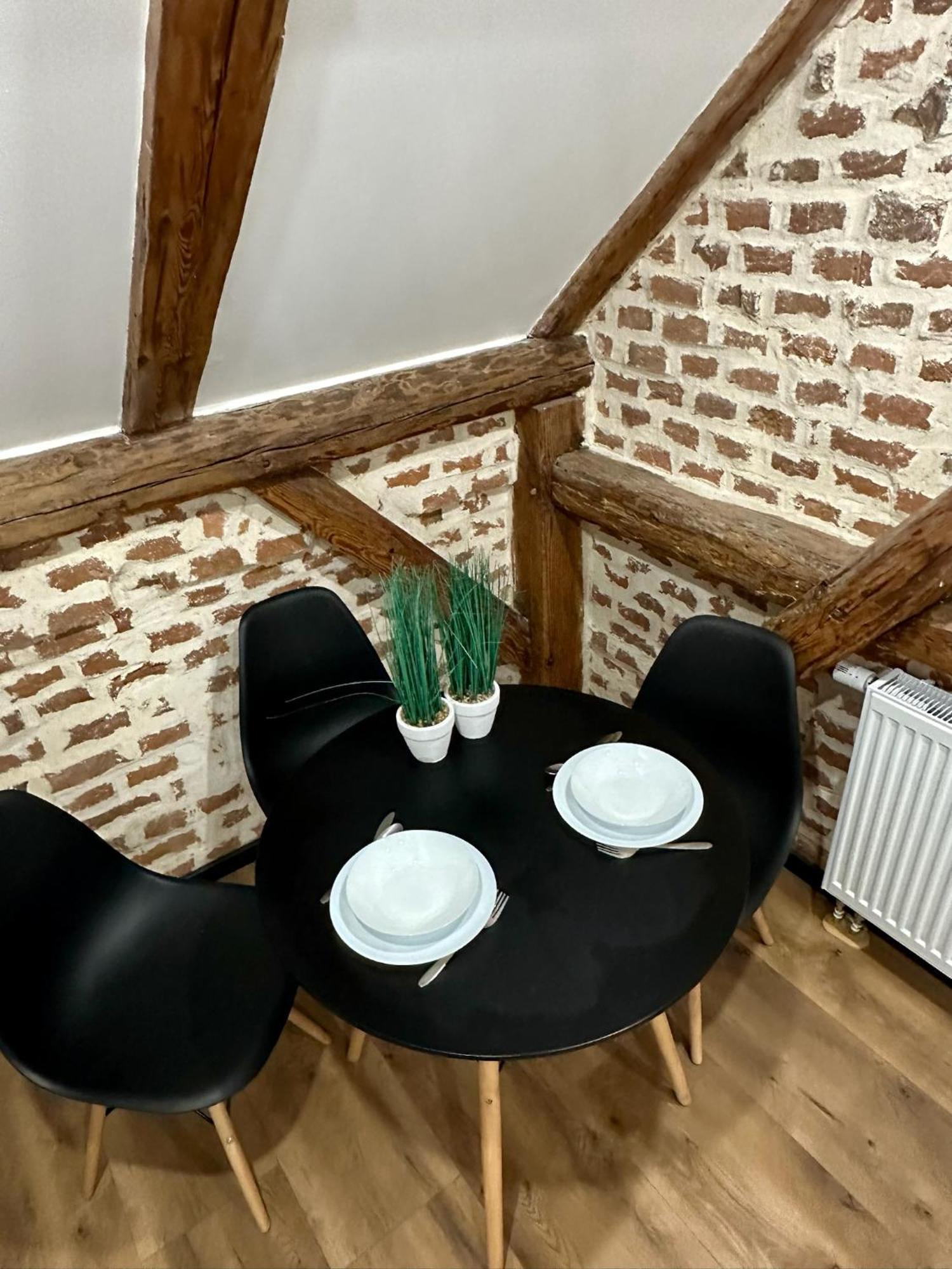 Marianowka Apartment Legnica Ngoại thất bức ảnh