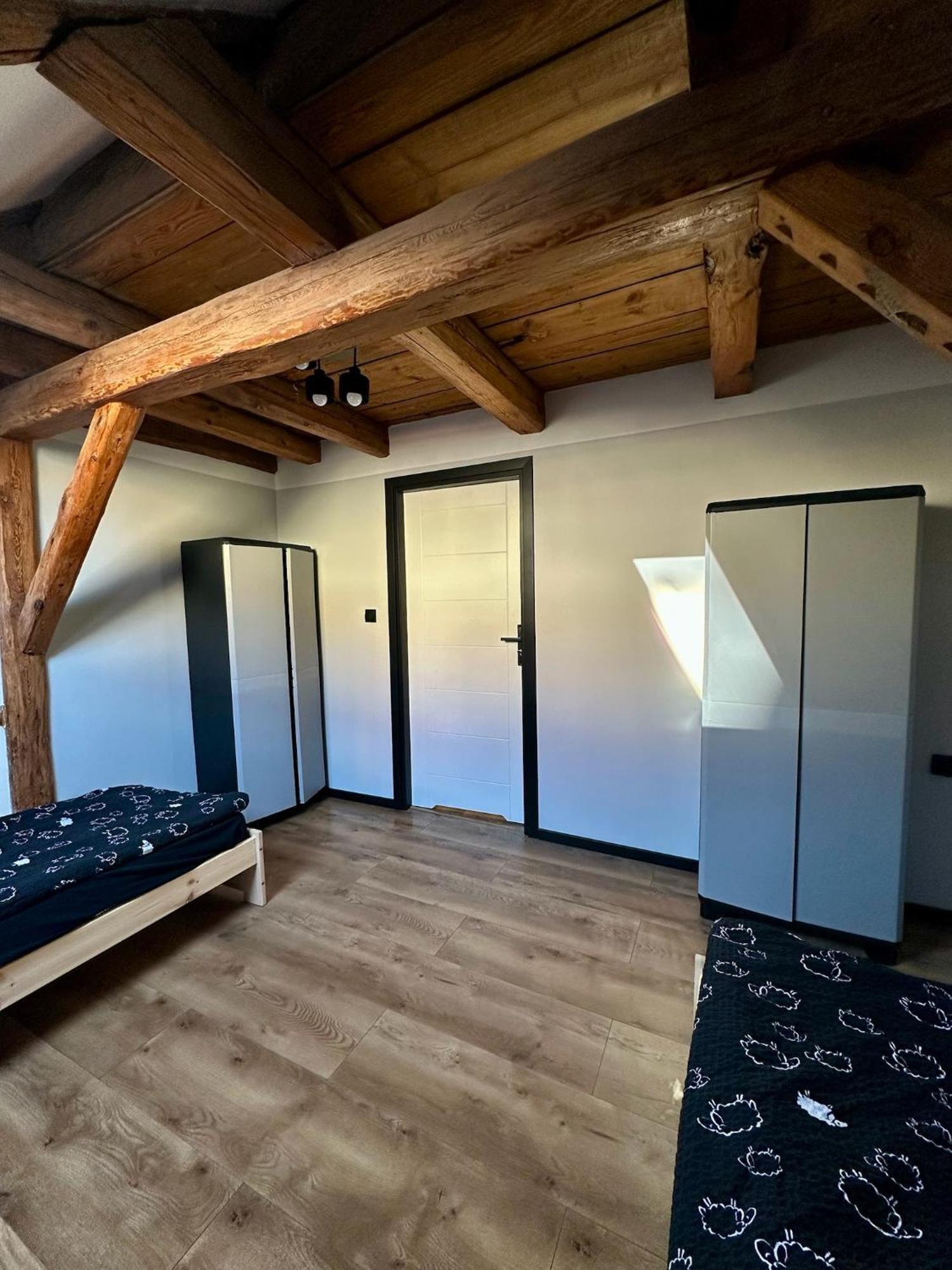 Marianowka Apartment Legnica Ngoại thất bức ảnh