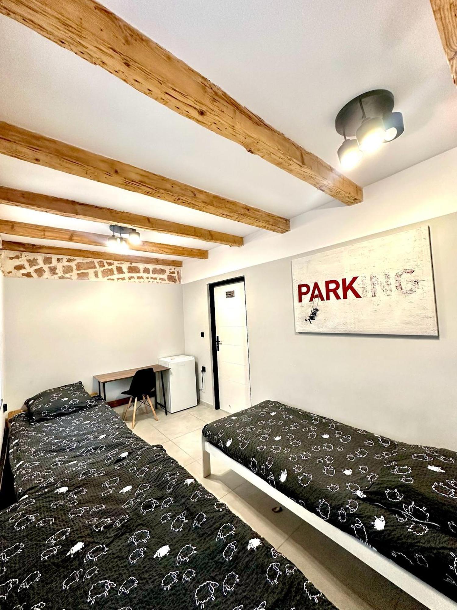 Marianowka Apartment Legnica Ngoại thất bức ảnh